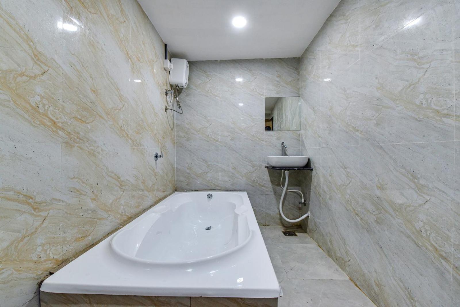 Hotel Green Tree Ahmedabad Extérieur photo