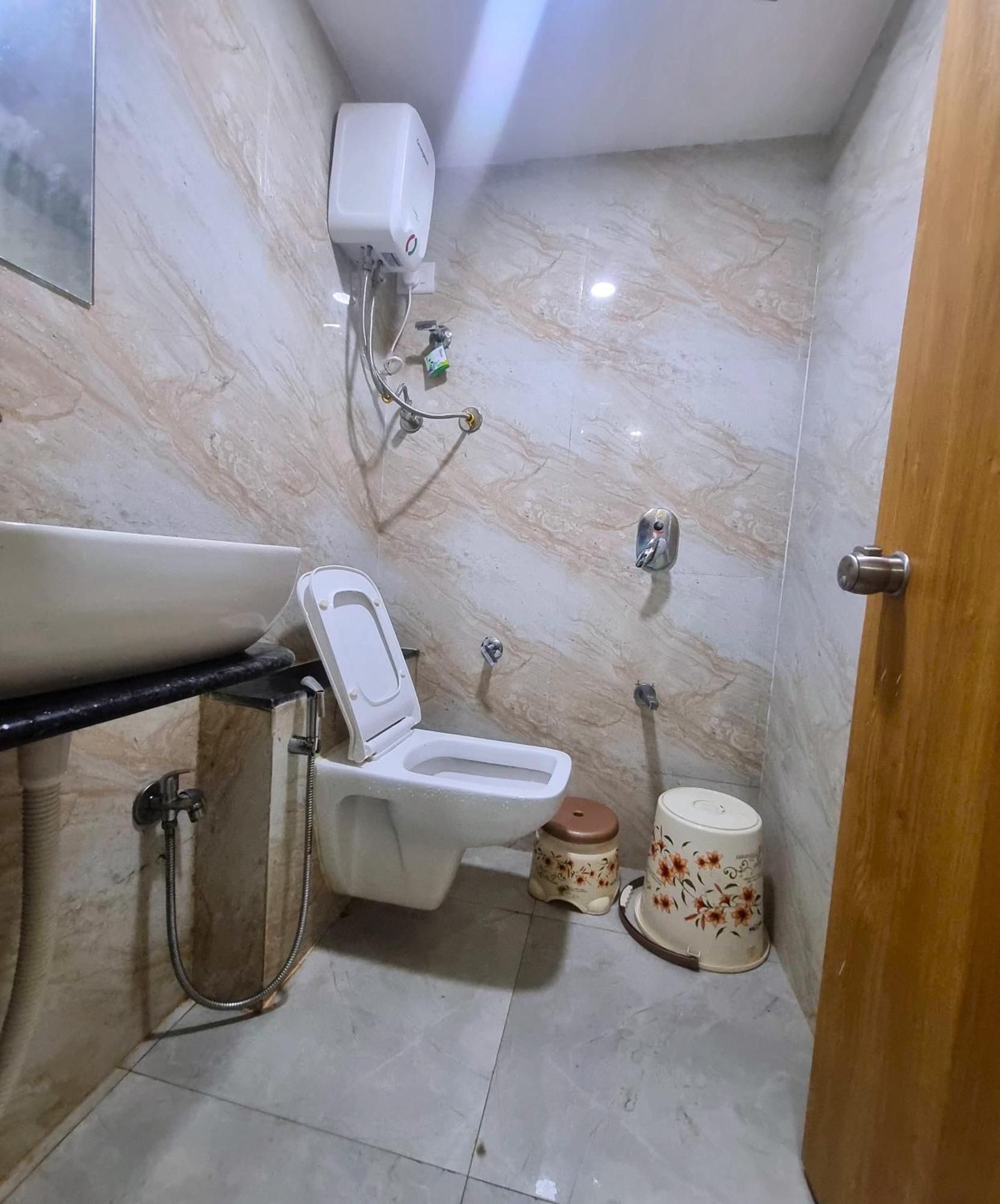 Hotel Green Tree Ahmedabad Extérieur photo