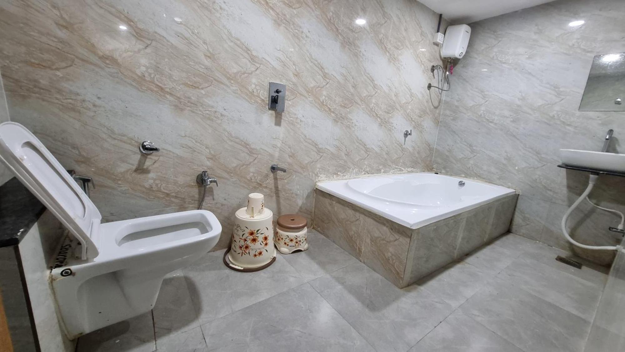 Hotel Green Tree Ahmedabad Extérieur photo